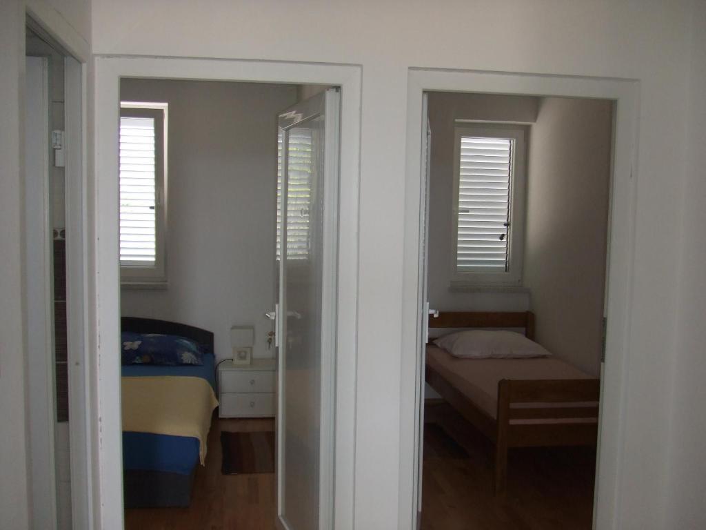 Apartments Diva Novalja Phòng bức ảnh