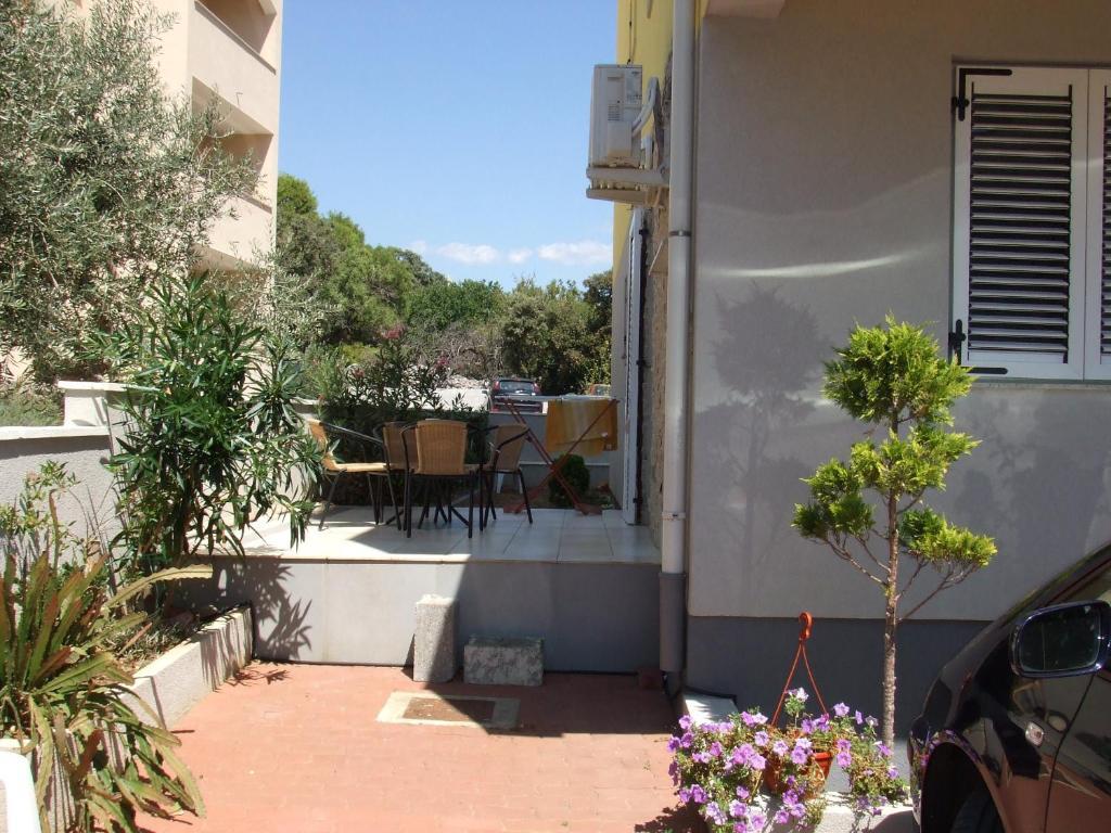 Apartments Diva Novalja Phòng bức ảnh