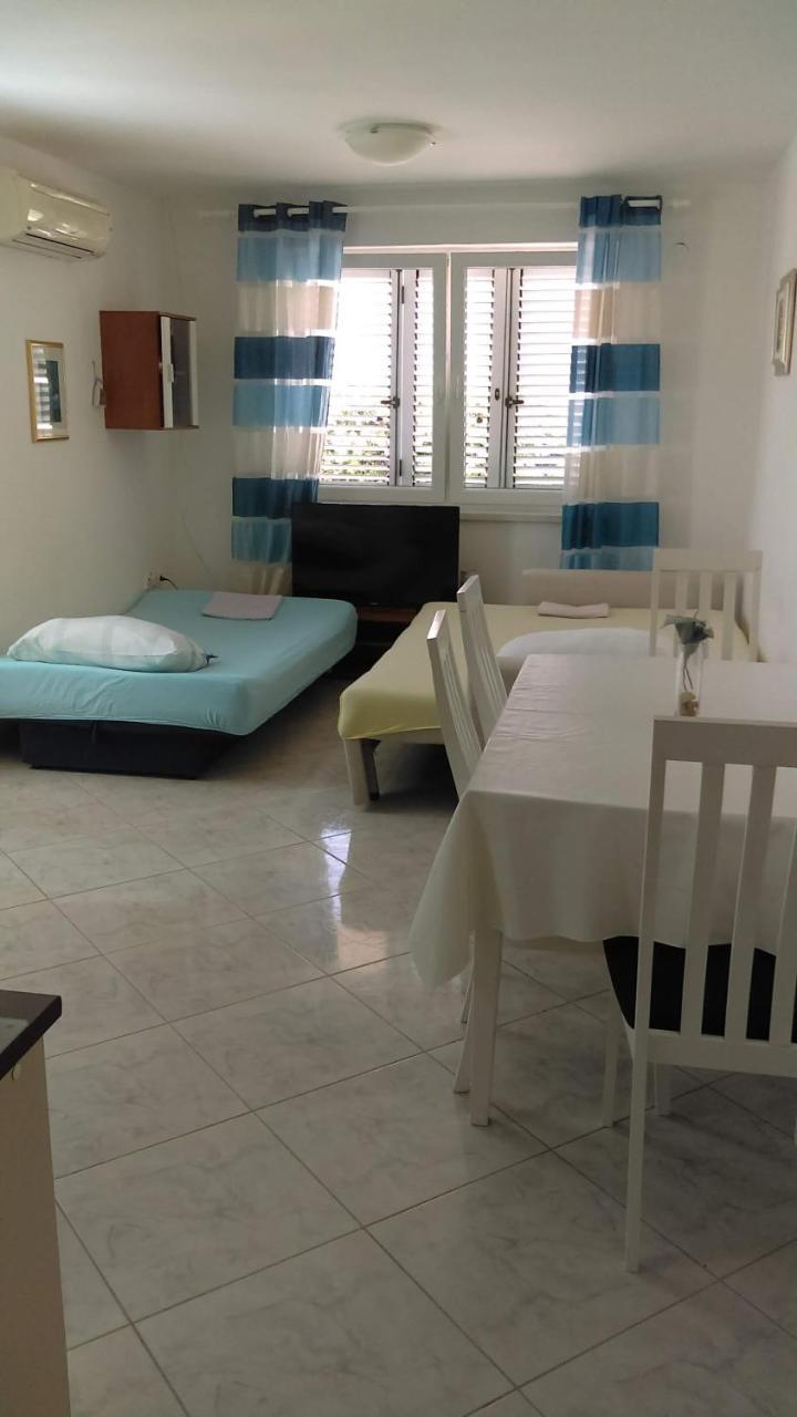 Apartments Diva Novalja Ngoại thất bức ảnh